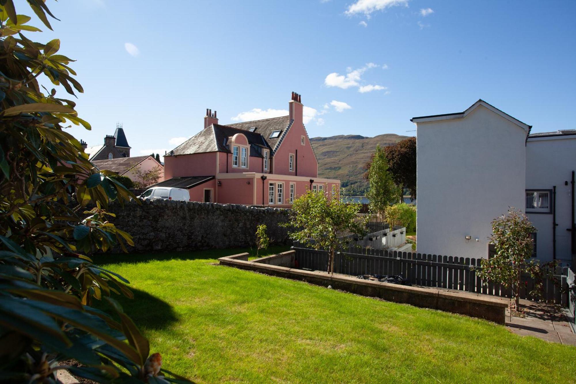 Lochiel Villa Guest House Fort William Exterior foto